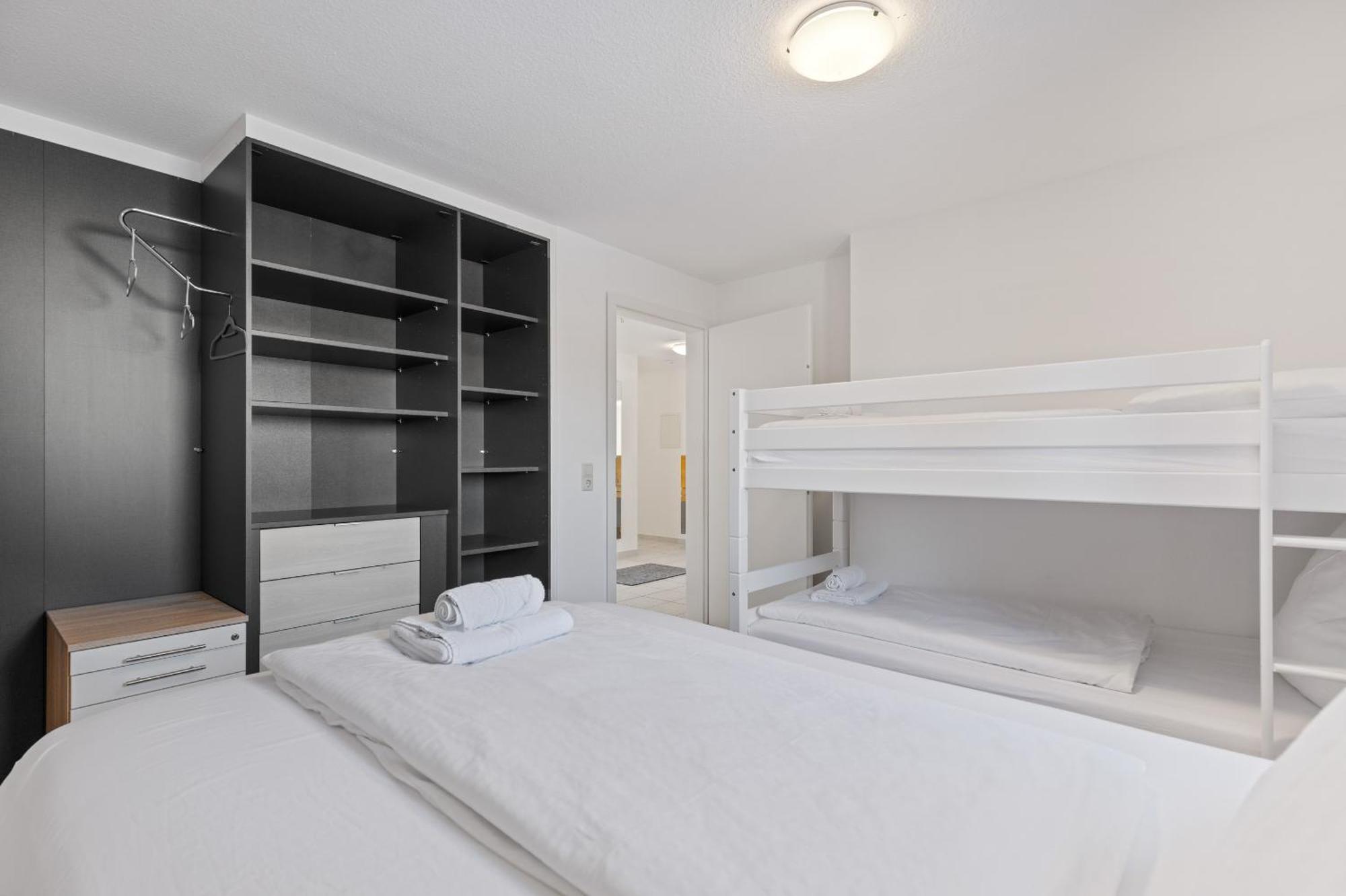 Goldcream Suites - Modern - Netflix - Free Parking Guenzburg Exterior photo